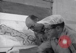 Standbild Foto Intelligence Officers Omaha Nebraska Offutt Air Force Base USA, 1962, aus Sekunde 23 historischem Filmmaterial Videoclip 65675032499