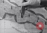 Standbild Foto Intelligence Officers Omaha Nebraska Offutt Air Force Base USA, 1962, aus Sekunde 35 historischem Filmmaterial Videoclip 65675032499