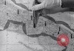 Standbild Foto Intelligence Officers Omaha Nebraska Offutt Air Force Base USA, 1962, aus Sekunde 37 historischem Filmmaterial Videoclip 65675032499