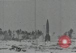 Standbild A-4 Rakete Peenemunde Rocket Center Ostvorpommern Deutschland, 1942, aus Sekunde 3 historischem Filmmaterial Videoclip 65675032500