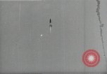 Standbild Deutscher V-2-Raketenabschuss Ostvorpommern Deutschland, 1942, aus Sekunde 13 historischem Filmmaterial Videoclip 65675032504