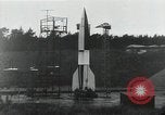 Standbild perfekt A-4 Rakete starten Peenemunde Rocket Center Ostvorpommern Deutschland, 1942, aus Sekunde 3 historischem Filmmaterial Videoclip 65675032507