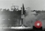 Standbild perfekt A-4 Rakete starten Peenemunde Rocket Center Ostvorpommern Deutschland, 1942, aus Sekunde 9 historischem Filmmaterial Videoclip 65675032507