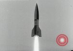 Standbild perfekt A-4 Rakete starten Peenemunde Rocket Center Ostvorpommern Deutschland, 1942, aus Sekunde 13 historischem Filmmaterial Videoclip 65675032507