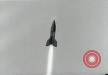 Standbild perfekt A-4 Rakete starten Peenemunde Rocket Center Ostvorpommern Deutschland, 1942, aus Sekunde 15 historischem Filmmaterial Videoclip 65675032507