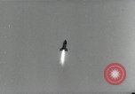 Standbild perfekt A-4 Rakete starten Peenemunde Rocket Center Ostvorpommern Deutschland, 1942, aus Sekunde 17 historischem Filmmaterial Videoclip 65675032507