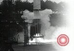Standbild A-4 Rakete Peenemunde Rocket Center Ostvorpommern Deutschland, 1942, aus Sekunde 8 historischem Filmmaterial Videoclip 65675032509