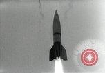 Standbild A-4 Rakete Peenemunde Rocket Center Ostvorpommern Deutschland, 1942, aus Sekunde 18 historischem Filmmaterial Videoclip 65675032509