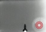 Standbild A-4 Rakete Peenemunde Rocket Center Ostvorpommern Deutschland, 1942, aus Sekunde 21 historischem Filmmaterial Videoclip 65675032509