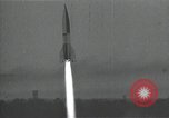Standbild A4-Rakete Peenemunde Deutschland, 1942, aus Sekunde 13 historischem Filmmaterial Videoclip 65675032510