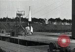 Standbild A4-Rakete (V-2 Rakete) Peenemunde Deutschland, 1942, aus Sekunde 1 historischem Filmmaterial Videoclip 65675032513