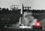 Standbild A-4 Rakete Ostvorpommern Deutschland, 1942, aus Sekunde 10 historischem Filmmaterial Videoclip 65675032515