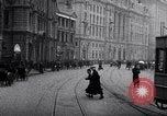 Image bombardement japonais de Shanghai Shanghai la Chine, 1932, de la seconde 13 séquences d'archives historiques vidéo 65675032521