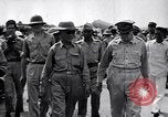 Standbild General Douglas Mac Arthur Besuche befreit Insel Mindoro Mindoro (Philippinen), 1945, aus Sekunde 19 historischem Filmmaterial Videoclip 65675032529
