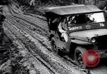 Standbild General Douglas Mac Arthur Besuche befreit Insel Mindoro Mindoro (Philippinen), 1945, aus Sekunde 40 historischem Filmmaterial Videoclip 65675032529