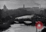 Standbild Leute und Lebensstil von Dublin Irland Irland, 1946, aus Sekunde 3 historischem Filmmaterial Videoclip 65675032533