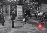 Standbild Leute und Lebensstil von Dublin Irland Irland, 1946, aus Sekunde 12 historischem Filmmaterial Videoclip 65675032533