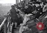 Standbild Leute und Lebensstil von Dublin Irland Irland, 1946, aus Sekunde 58 historischem Filmmaterial Videoclip 65675032533