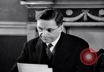 Standbild Eamon de Valera und unabhängigen Eire Shannon Irland, 1946, aus Sekunde 27 historischem Filmmaterial Videoclip 65675032534