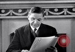 Standbild Eamon de Valera und unabhängigen Eire Shannon Irland, 1946, aus Sekunde 36 historischem Filmmaterial Videoclip 65675032534