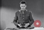 Immagine di Ricevitore-trasmettitore United States USA, 1943, secondo 28 filmato di repertorio 65675032557