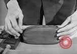 Immagine di Ricevitore-trasmettitore United States USA, 1943, secondo 42 filmato di repertorio 65675032557