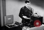 Immagine di Sistema di comunicazione United States USA, 1943, secondo 15 filmato di repertorio 65675032558