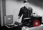 Immagine di Sistema di comunicazione United States USA, 1943, secondo 23 filmato di repertorio 65675032558