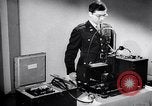 Immagine di Sistema di comunicazione United States USA, 1943, secondo 26 filmato di repertorio 65675032558