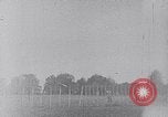 Standbild ein Mann lofted in der Luft von einem Flugzeug Thomasville Georgia United States USA, 1935, aus Sekunde 3 historischem Filmmaterial Videoclip 65675032574