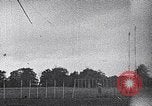 Standbild ein Mann lofted in der Luft von einem Flugzeug Thomasville Georgia United States USA, 1935, aus Sekunde 54 historischem Filmmaterial Videoclip 65675032574