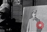 Standbild vertriebene Russen Grimma Deutschland, 1945, aus Sekunde 22 historischem Filmmaterial Videoclip 65675032575