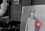 Standbild vertriebene Russen Grimma Deutschland, 1945, aus Sekunde 25 historischem Filmmaterial Videoclip 65675032575