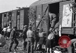 Standbild vertriebene Russen Grimma Deutschland, 1945, aus Sekunde 29 historischem Filmmaterial Videoclip 65675032575