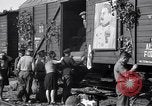 Standbild vertriebene Russen Grimma Deutschland, 1945, aus Sekunde 42 historischem Filmmaterial Videoclip 65675032575