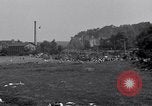 Standbild vertriebene Russen Grimma Deutschland, 1945, aus Sekunde 5 historischem Filmmaterial Videoclip 65675032576