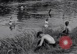 Standbild vertriebene Russen Grimma Deutschland, 1945, aus Sekunde 41 historischem Filmmaterial Videoclip 65675032576