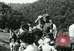 Standbild Evangelium Prediger und Bergarbeiter Kentucky United States USA, 1962, aus Sekunde 18 historischem Filmmaterial Videoclip 65675032597