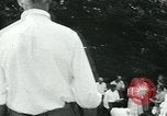 Standbild Evangelium Prediger und Bergarbeiter Kentucky United States USA, 1962, aus Sekunde 21 historischem Filmmaterial Videoclip 65675032597