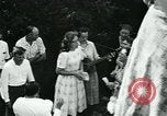 Standbild Evangelium Prediger und Bergarbeiter Kentucky United States USA, 1962, aus Sekunde 25 historischem Filmmaterial Videoclip 65675032597