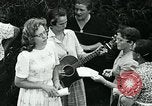 Standbild Evangelium Prediger und Bergarbeiter Kentucky United States USA, 1962, aus Sekunde 28 historischem Filmmaterial Videoclip 65675032597