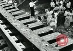Standbild Evangelium Prediger und Bergarbeiter Kentucky United States USA, 1962, aus Sekunde 42 historischem Filmmaterial Videoclip 65675032597