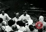 Standbild Evangelium Prediger und Bergarbeiter Kentucky United States USA, 1962, aus Sekunde 55 historischem Filmmaterial Videoclip 65675032597