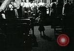 Image Renouveau de l'église fondamentaliste de montagnes des Appalaches Delphia Kentucky USA, 1962, de la seconde 16 séquences d'archives historiques vidéo 65675032602