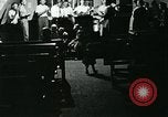 Image Renouveau de l'église fondamentaliste de montagnes des Appalaches Delphia Kentucky USA, 1962, de la seconde 18 séquences d'archives historiques vidéo 65675032602