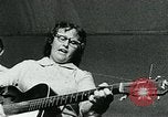Image Renouveau de l'église fondamentaliste de montagnes des Appalaches Delphia Kentucky USA, 1962, de la seconde 42 séquences d'archives historiques vidéo 65675032602
