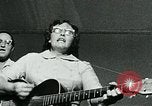 Image Renouveau de l'église fondamentaliste de montagnes des Appalaches Delphia Kentucky USA, 1962, de la seconde 43 séquences d'archives historiques vidéo 65675032602