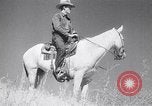 Standbild Die Staubschale United States USA, 1936, aus Sekunde 58 historischem Filmmaterial Videoclip 65675032604