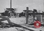 Image les agriculteurs américains migrent vers la Californie United States USA, 1936, de la seconde 51 séquences d'archives historiques vidéo 65675032609