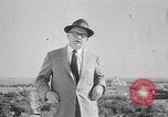 Standbild amerikanische Landwirte Dalhart Texas USA, 1960, aus Sekunde 20 historischem Filmmaterial Videoclip 65675032610